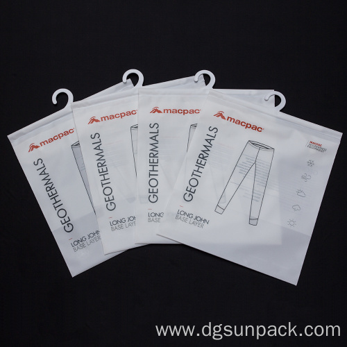 laminated zipper packaging bag with clear window hook